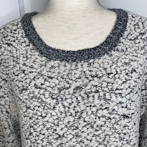 Hippie Love Sweater Size M - Picture 2 of 9